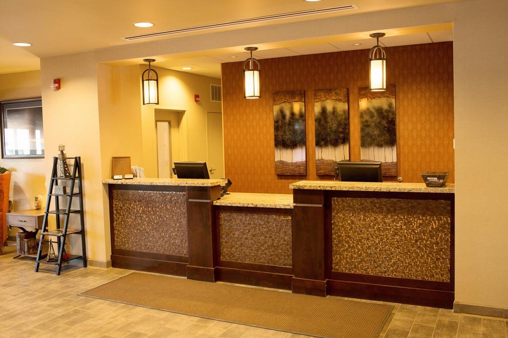 Little Missouri Inn & Suites Watford City 外观 照片