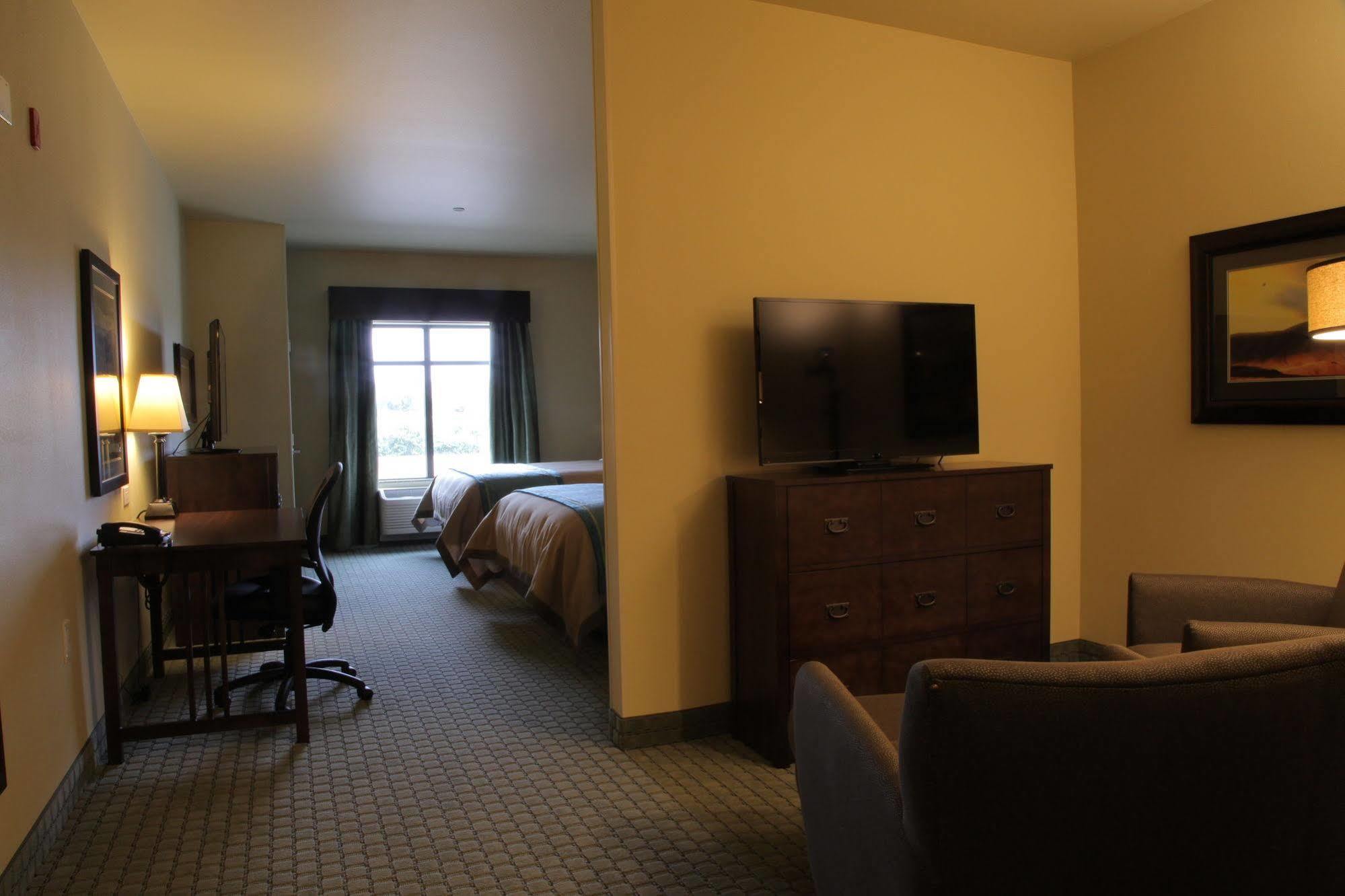 Little Missouri Inn & Suites Watford City 外观 照片