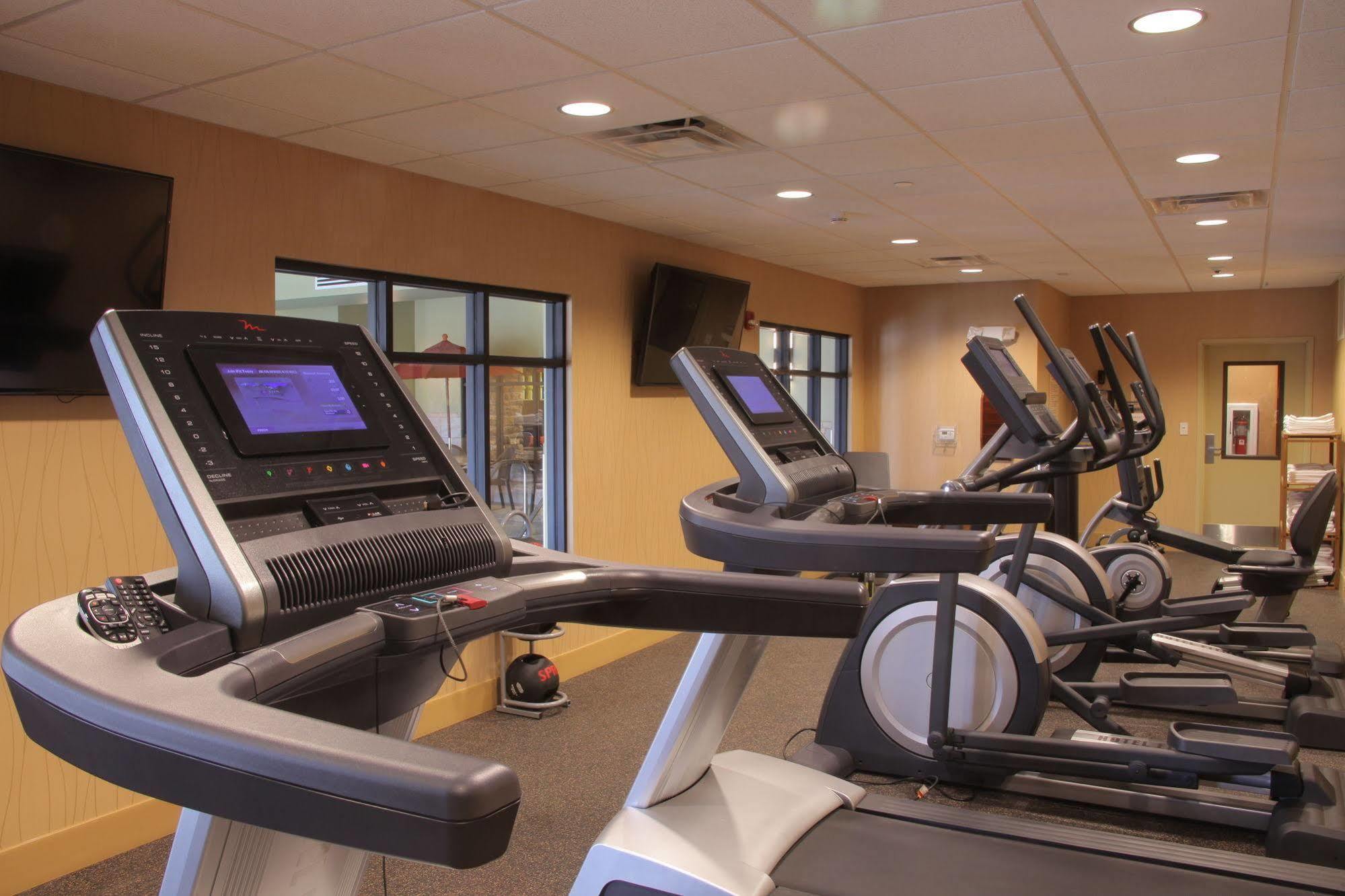 Little Missouri Inn & Suites Watford City 外观 照片