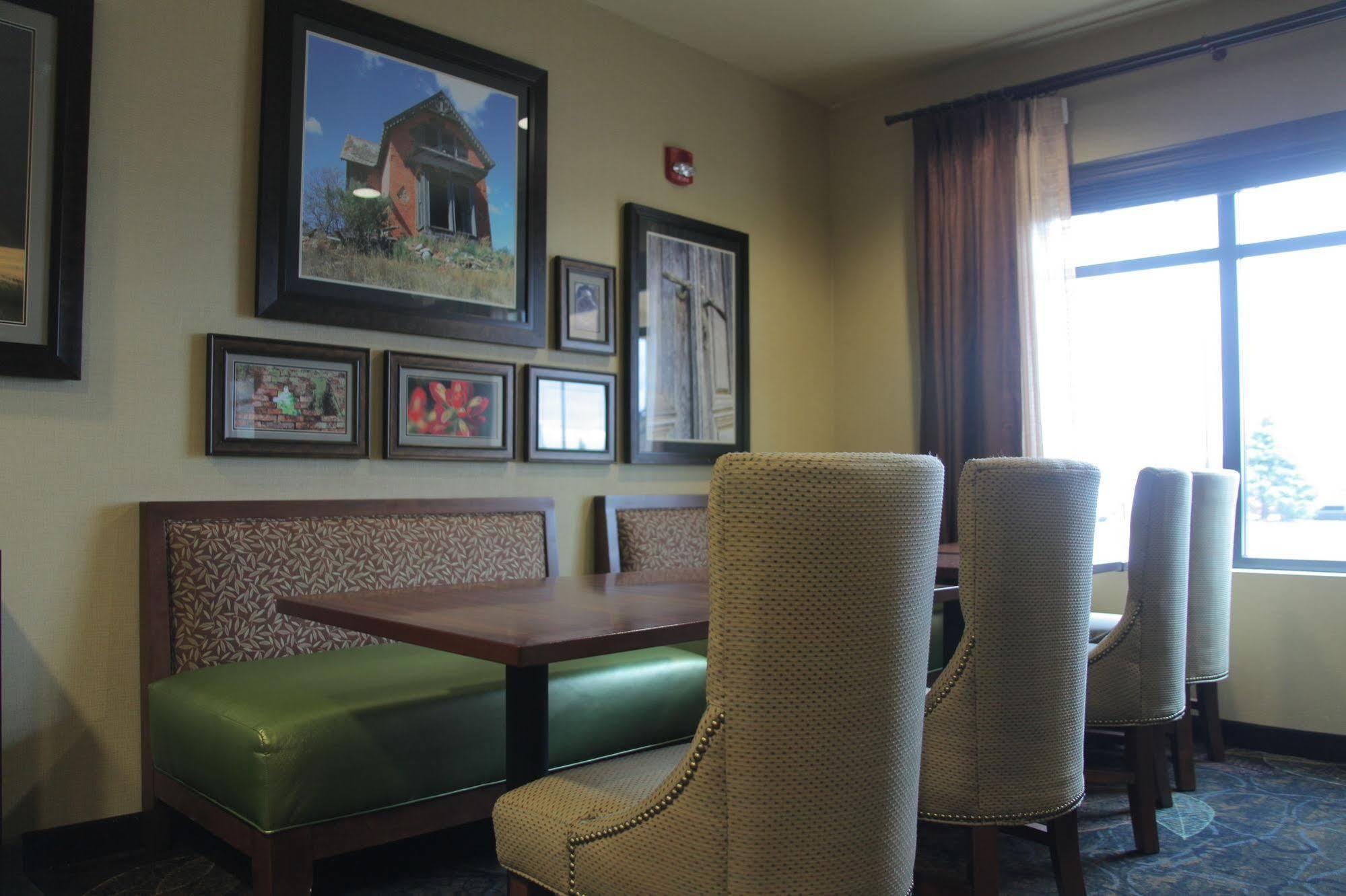Little Missouri Inn & Suites Watford City 外观 照片