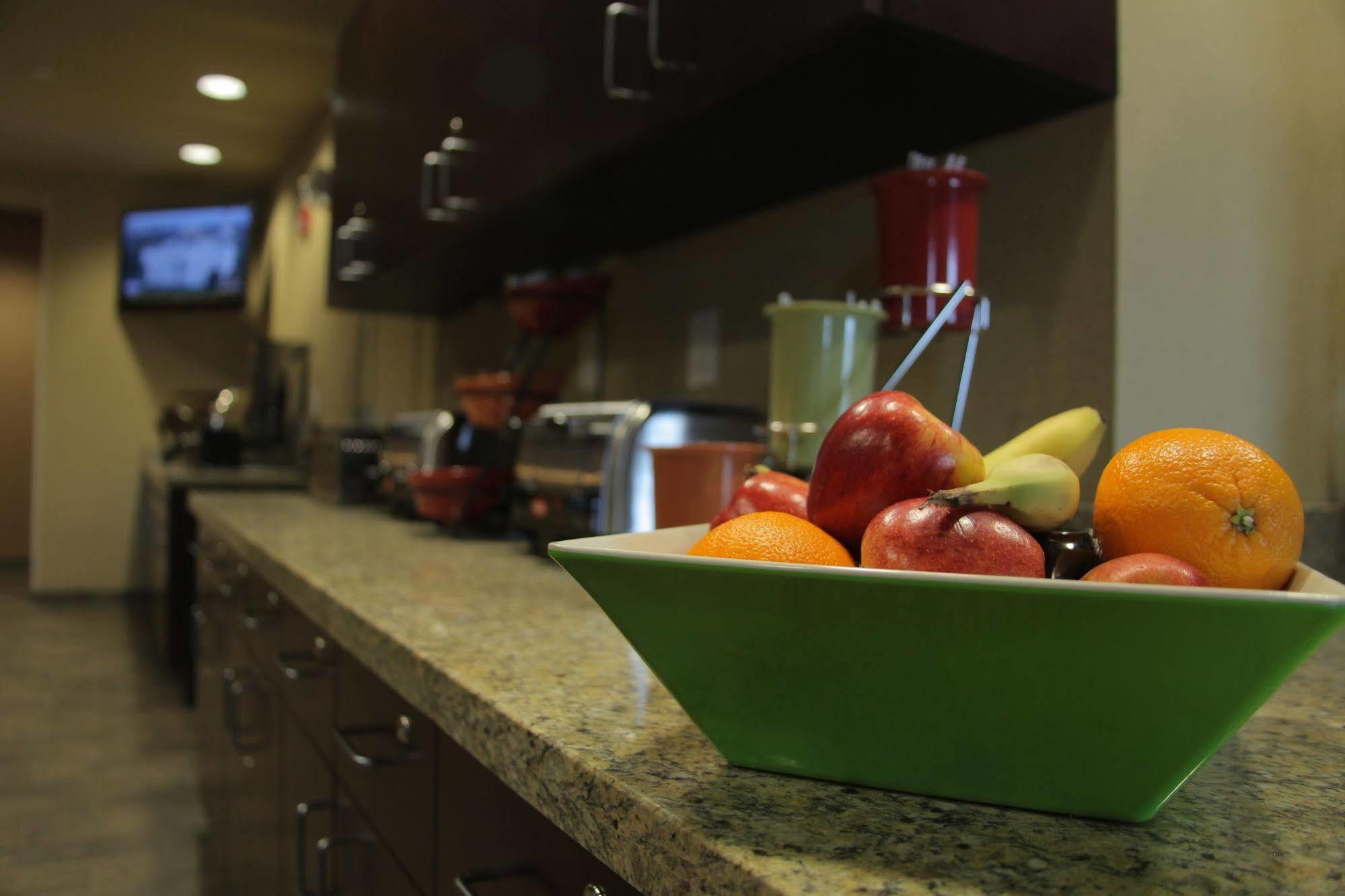 Little Missouri Inn & Suites Watford City 外观 照片