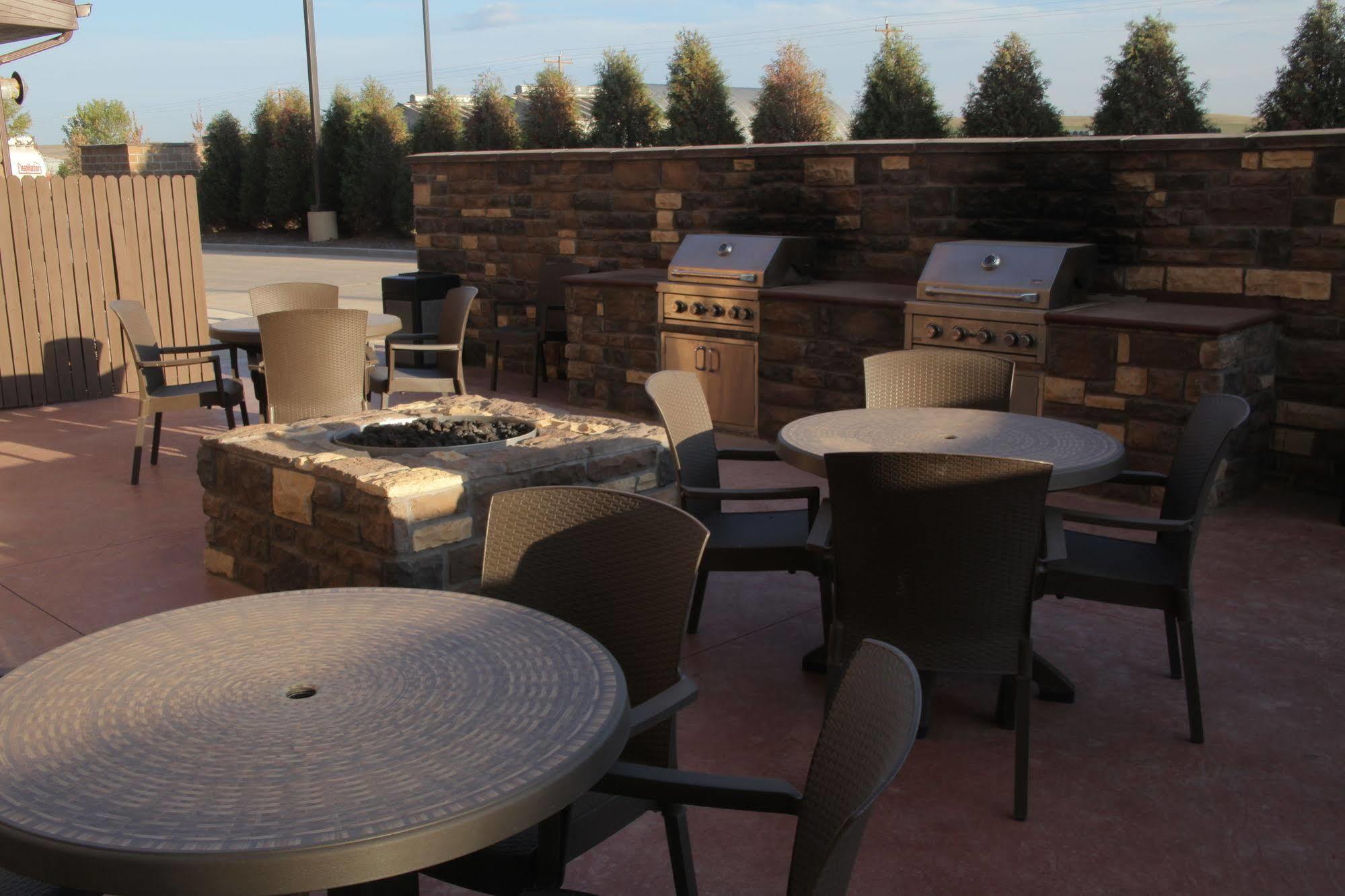 Little Missouri Inn & Suites Watford City 外观 照片
